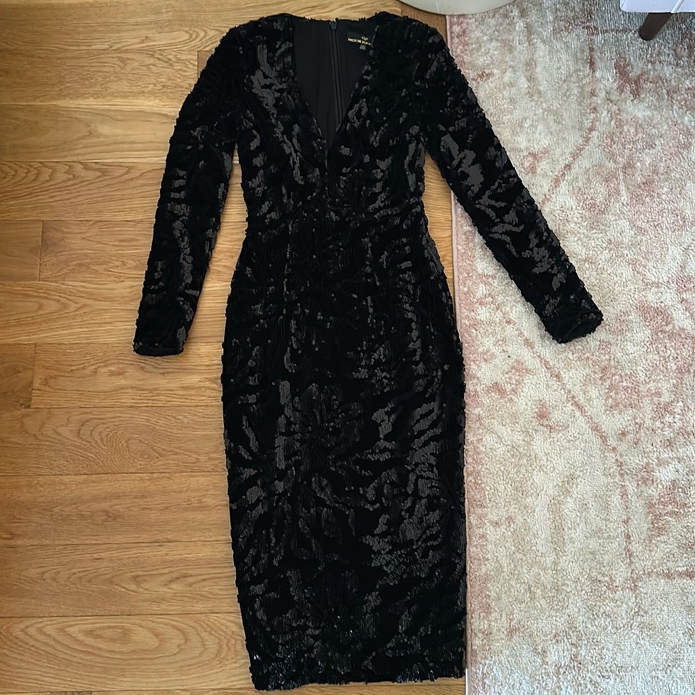 Dress the population black midi velvet sequin dress.